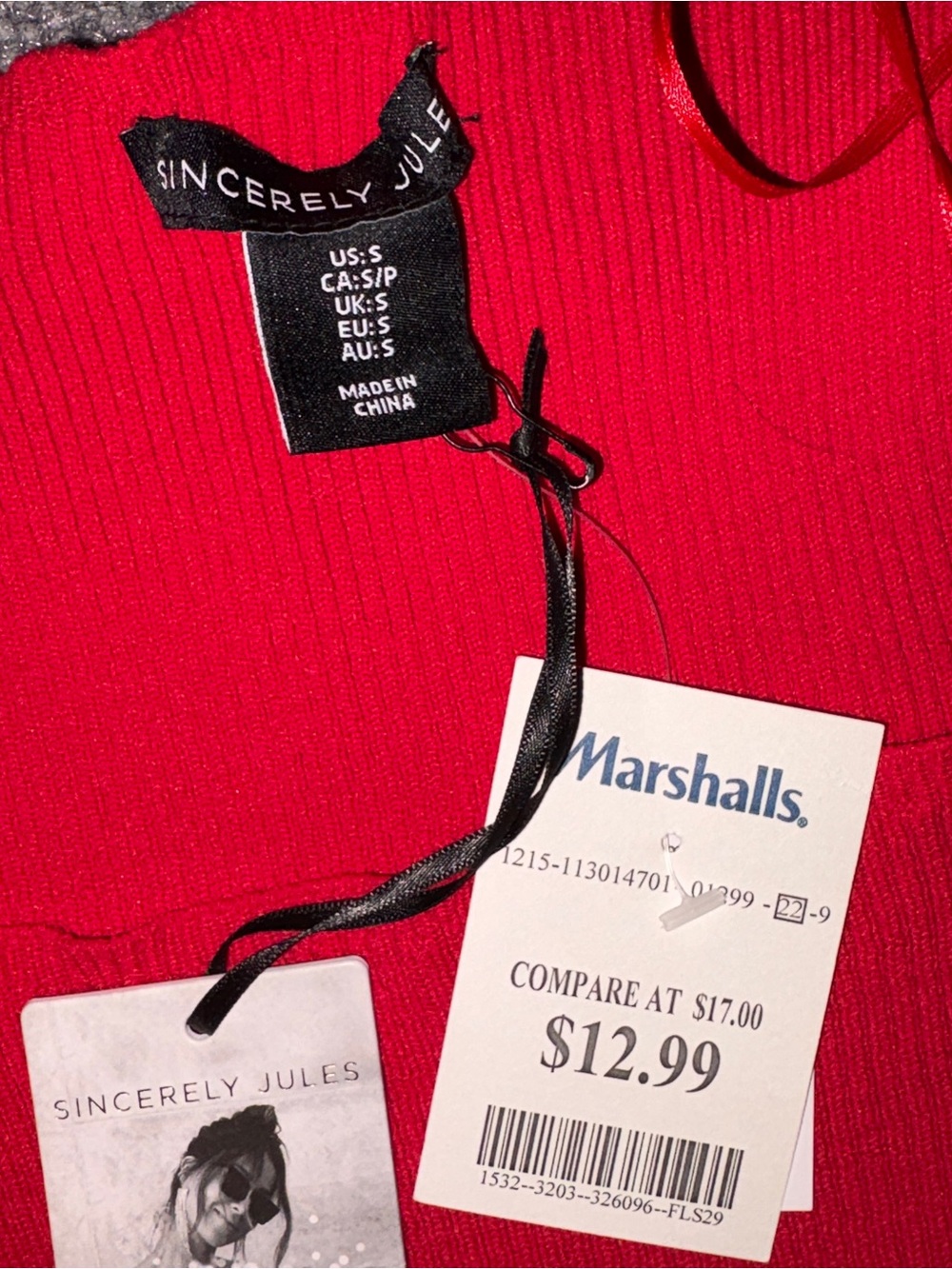 Red Ribbed Sleeve Top - Picture 2 of 3